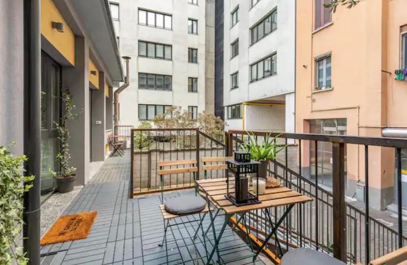 I Host Apartment - Polesine 2 มิลาน ภายนอก รูปภาพ